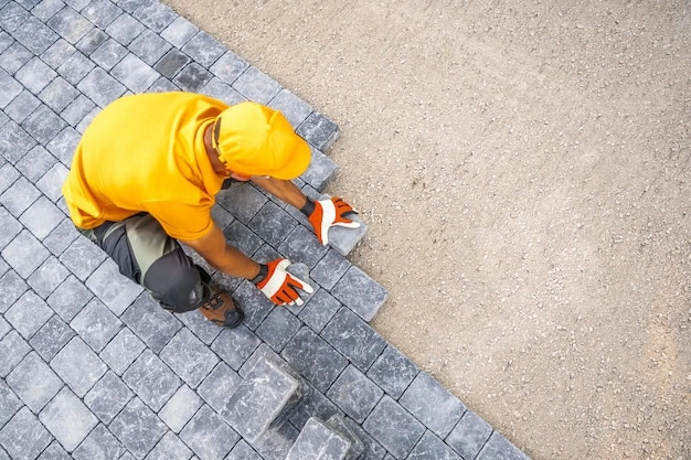 Concrete sidewalk and walkway installation in Portland